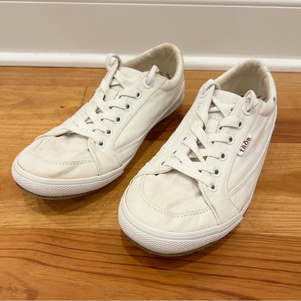 Taos Sneakers Womens 9 White Canvas Lace Up Moc Star Walking Shoes Minimalist